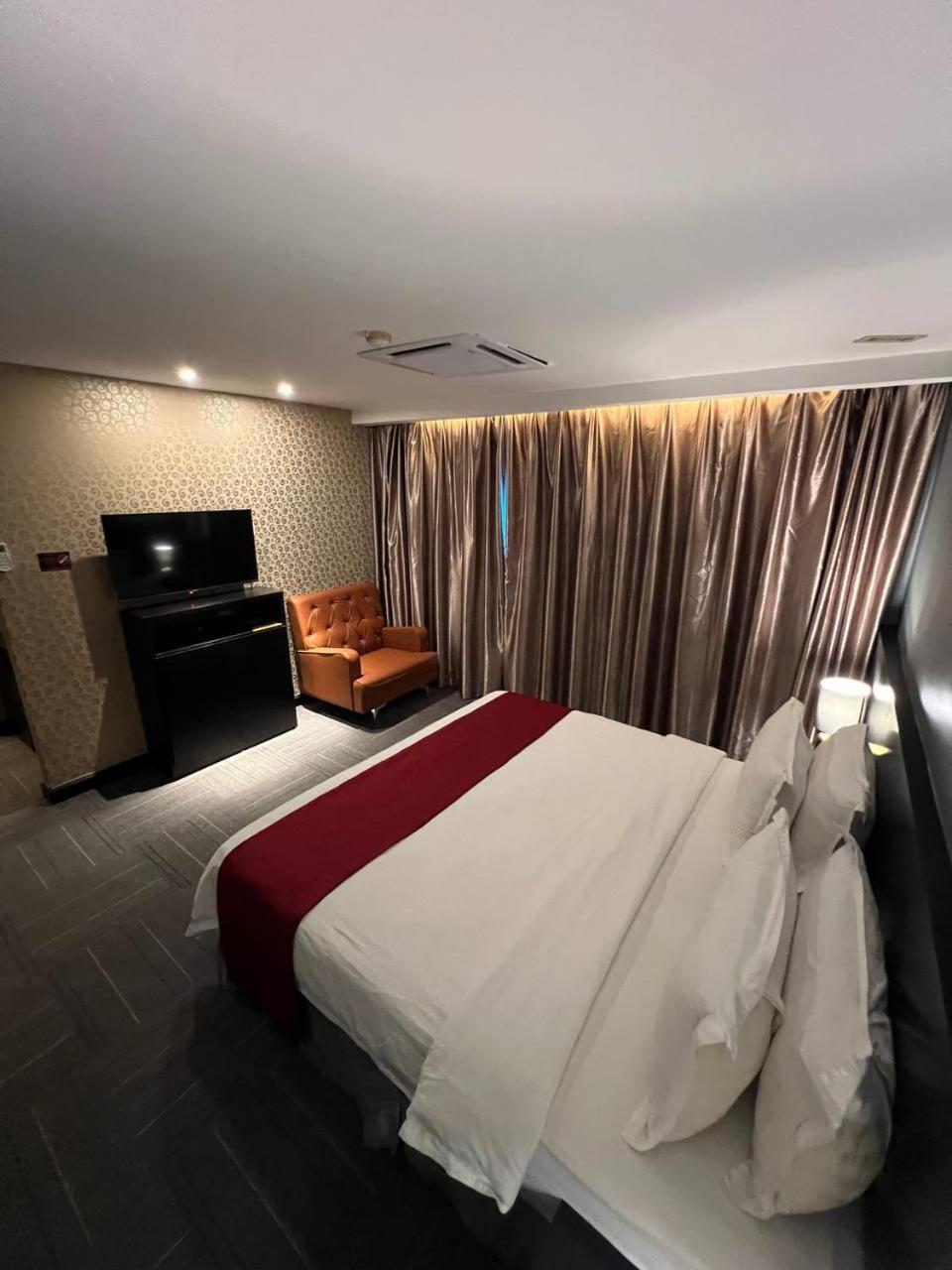 Hotel De Leon ラハダトゥ 部屋 写真