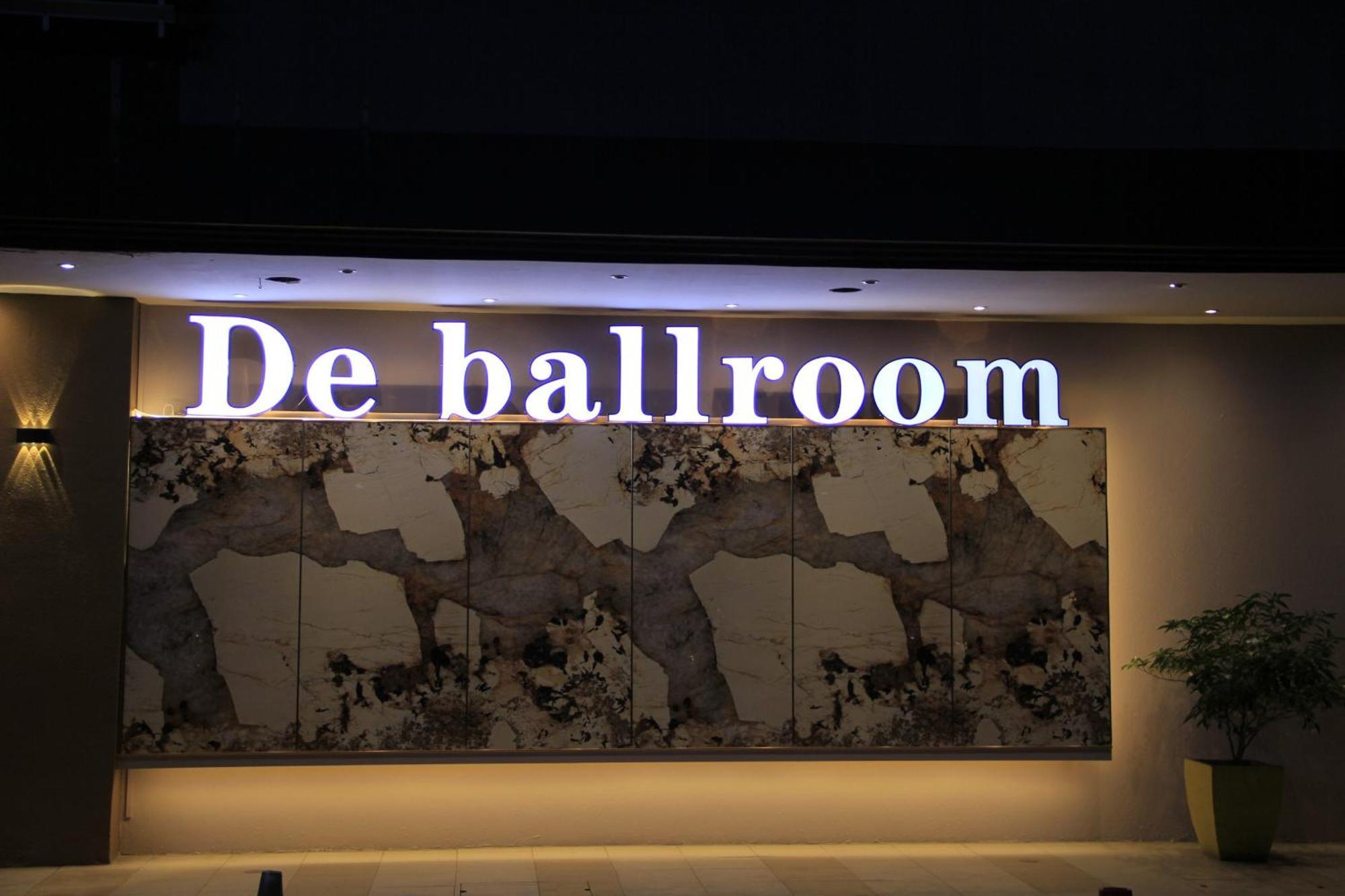Hotel De Leon ラハダトゥ エクステリア 写真